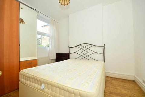 2 bedroom flat for sale, Leeland Terrace, West Ealing, London, W13