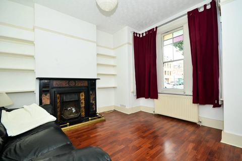 2 bedroom flat for sale, Leeland Terrace, West Ealing, London, W13