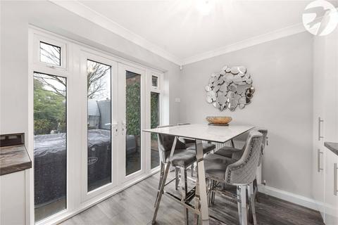 8 Allendale Close, Dartford, DA2 6JP