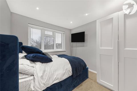 8 Allendale Close, Dartford, DA2 6JP