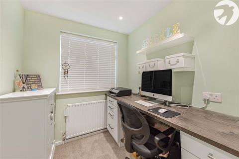 8 Allendale Close, Dartford, DA2 6JP