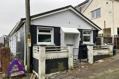 1 bedroom detached bungalow for sale, The Hall, Hall Lane, Abertillery, NP13 1AB