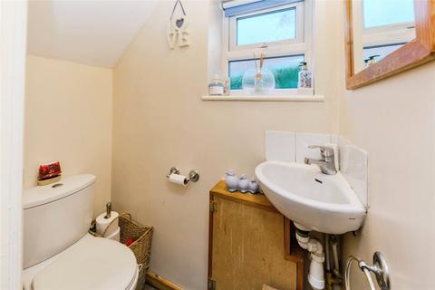 46 Greenway, Crewe, CW1 4JN