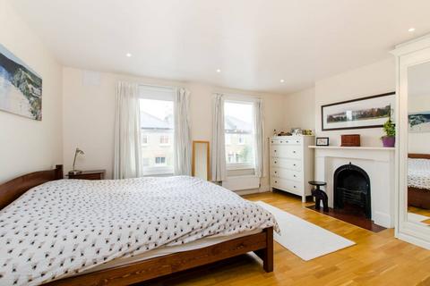 4 bedroom terraced house to rent, Gladstone Road, Wimbledon, London, SW19