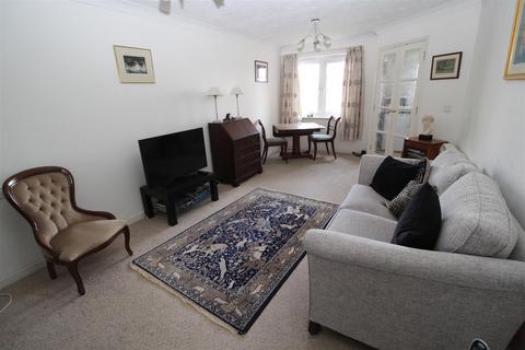 1 bedroom apartment for sale, Risbygate Street, Bury St. Edmunds IP33