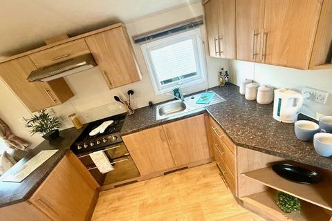 2 bedroom static caravan for sale, Dovercourt Holiday Park, Low Road , Harwich CO12