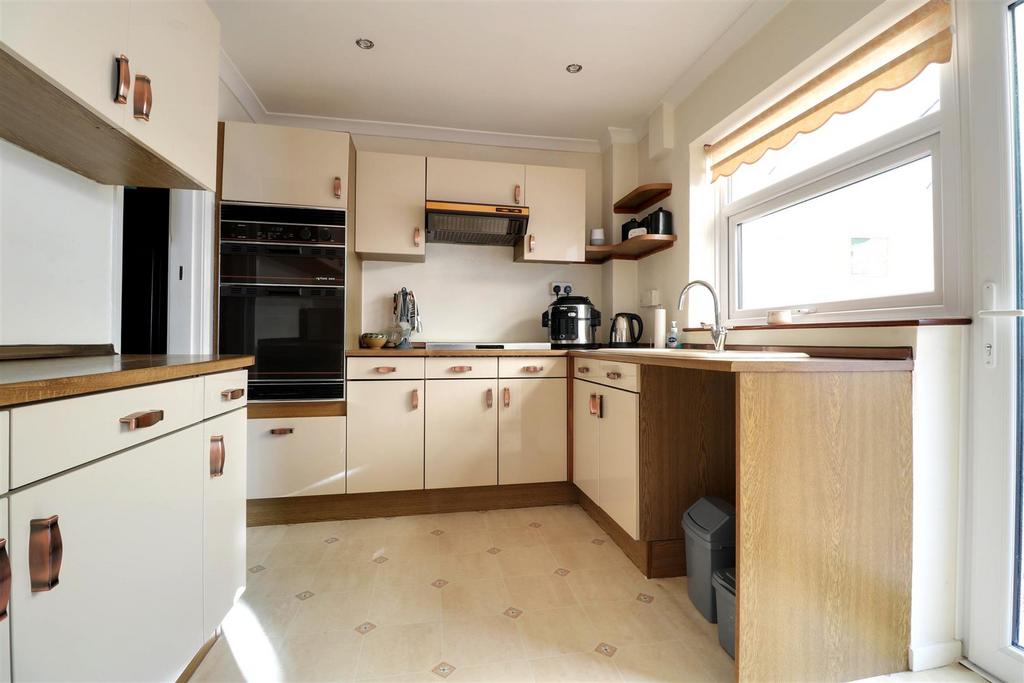 IMG 5595-IMG 5597.jpg