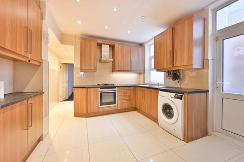 5 bedroom semi-detached house for sale, Wendover Road, Harlesden, London, NW10