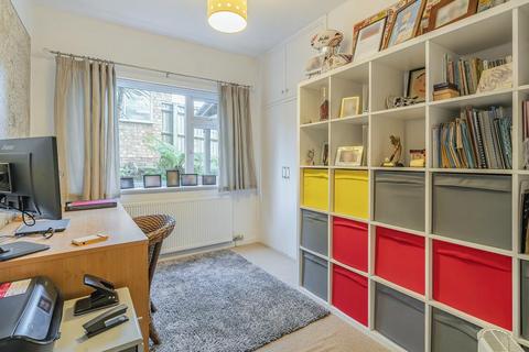11 Judges Close, Hereford, HR1 2TW