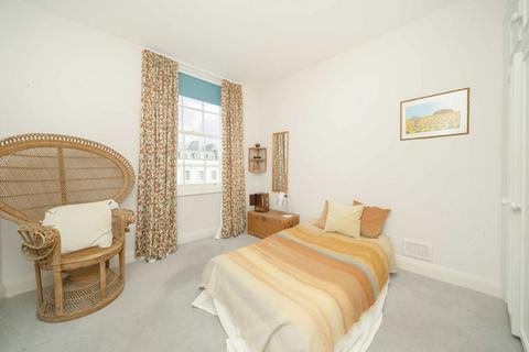 2 bedroom flat for sale, St. George's Drive, London SW1V