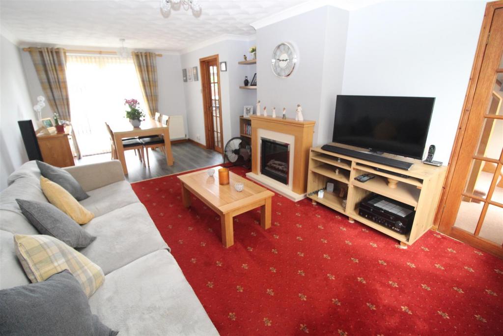 Sitting/Dining Room