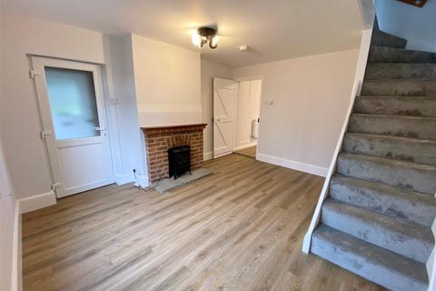 1 bedroom end of terrace house to rent, Lower Woodside Cottages, Brookmans Park AL9