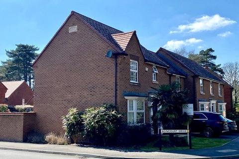 3 bedroom end of terrace house to rent, Henry Road, Southampton SO31