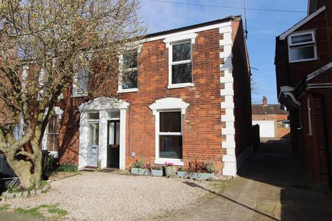 3 bedroom semi-detached house for sale, Victoria Street, Bury St. Edmunds IP33