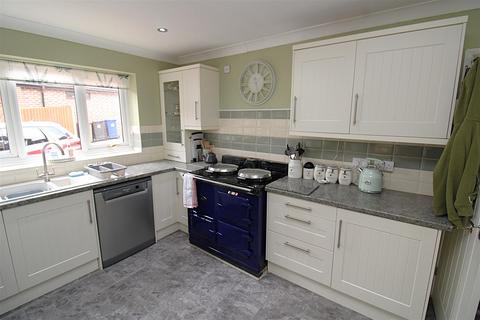 4 bedroom detached house for sale, Codling Road, Bury St. Edmunds IP32