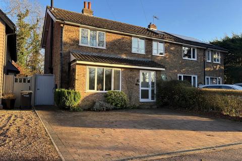 3 bedroom semi-detached house for sale, Brockley Road, Bury St. Edmunds IP29