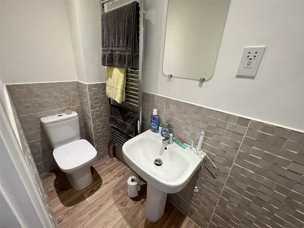 En Suite Shower