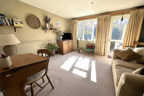 7 Campion Close, Lindford, Bordon, GU35 0YG