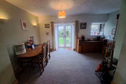16 Ochr Y Waun, Cwmllynfell, Swansea, SA9 2GA