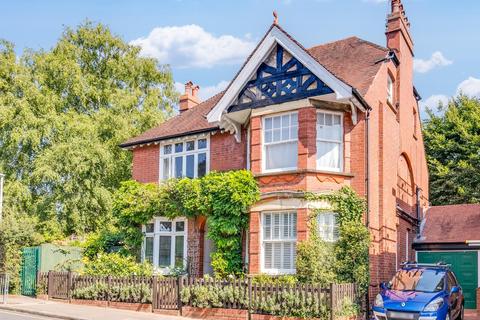 5 bedroom detached house for sale, Hall Place Gardens, St Albans, AL1