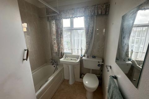 125 Linley Crescent, Romford, RM7 8RB