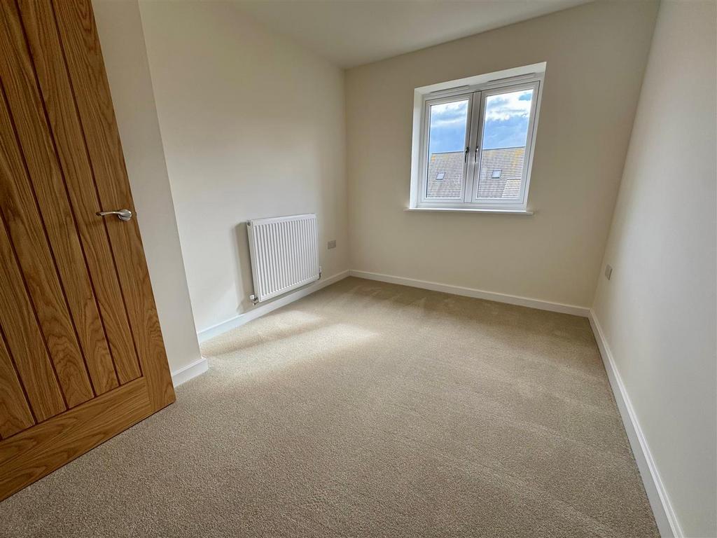 Bedroom 2.jpg