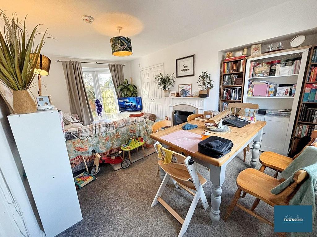 Living Room.jpg