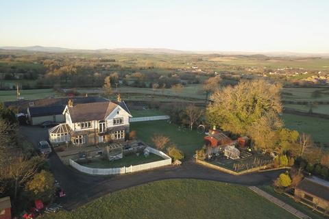 4 bedroom property for sale - Calf Hall Lane, Barnoldswick BB18