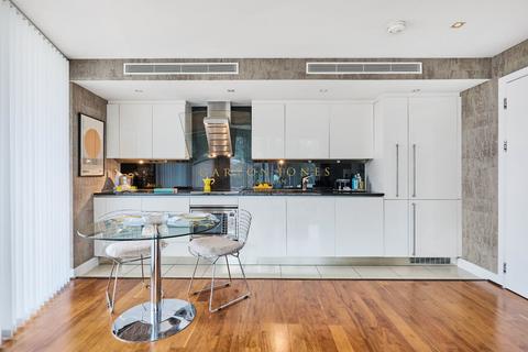 1 bedroom apartment for sale, Centurion Building, 376 Queenstown Road, London, SW11