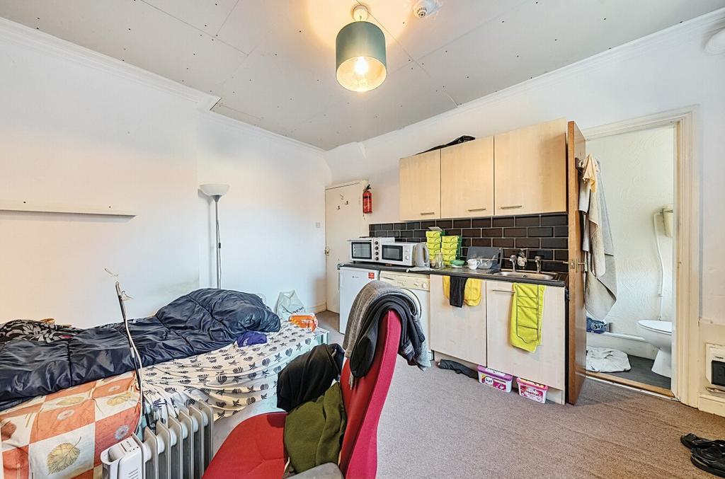 Flat 3