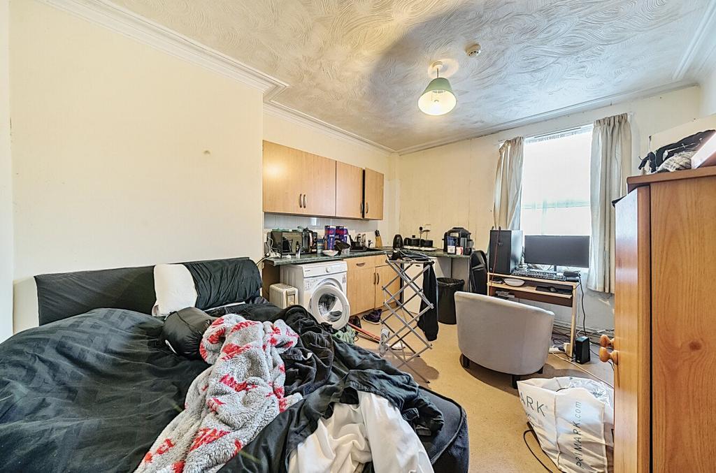 Flat 4