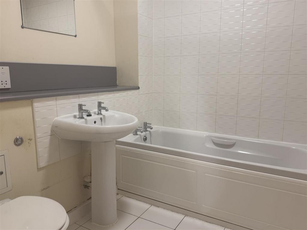 Bathroom.jpeg