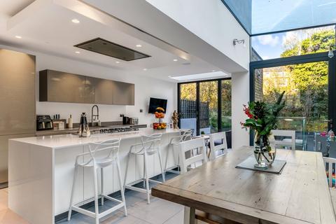 5 bedroom semi-detached house for sale, Claremont Road, Highgate