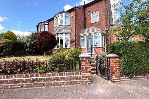 33 Highclere Road, Manchester, M8 4FJ