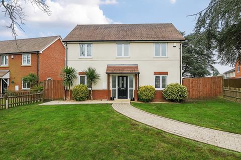 4 bedroom detached house for sale, Dodwell Lane, Bursledon, Hampshire, SO31