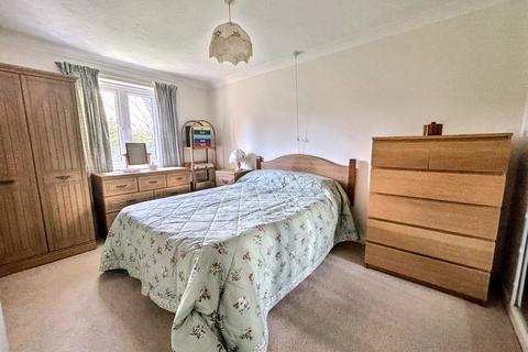 2 bedroom retirement property for sale, Ferndown