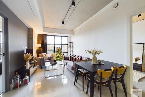 2 bedroom apartment to rent, Apt 5.04 :: One SIlk St