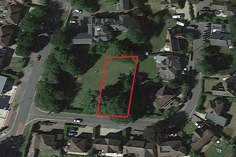 Land for sale, 18 Dormer Close, Newbury, Berkshire, RG14 6NL