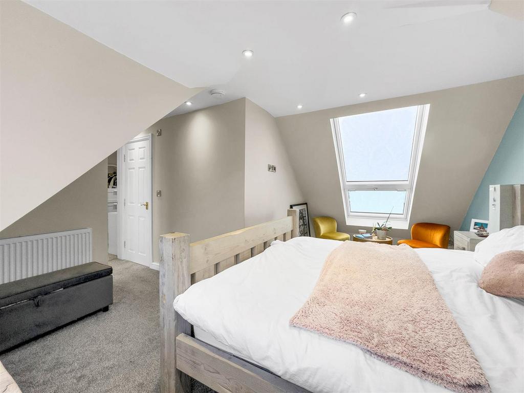 Bedroom 1 Aspect 2