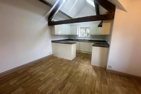 1 bedroom detached house to rent, Swindon Road, Kington Langley, Chippenham