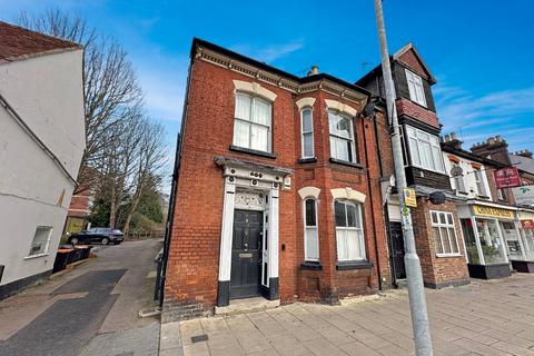 2 bedroom ground floor maisonette for sale, High Street South, Dunstable LU6