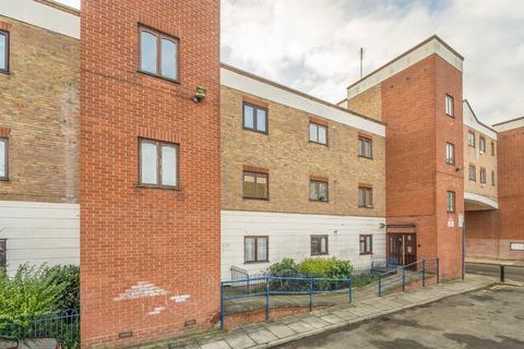 2 bedroom flat for sale, Hewison Street, London E3