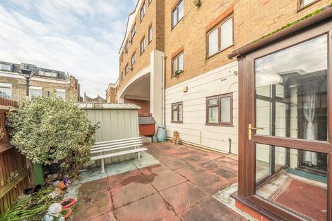 2 bedroom flat for sale, Hewison Street, London E3