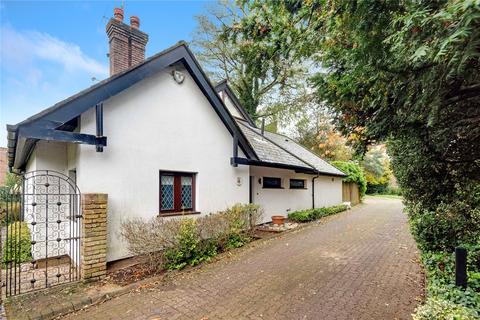 4 bedroom detached house for sale, Mansion Gardens, London, NW3