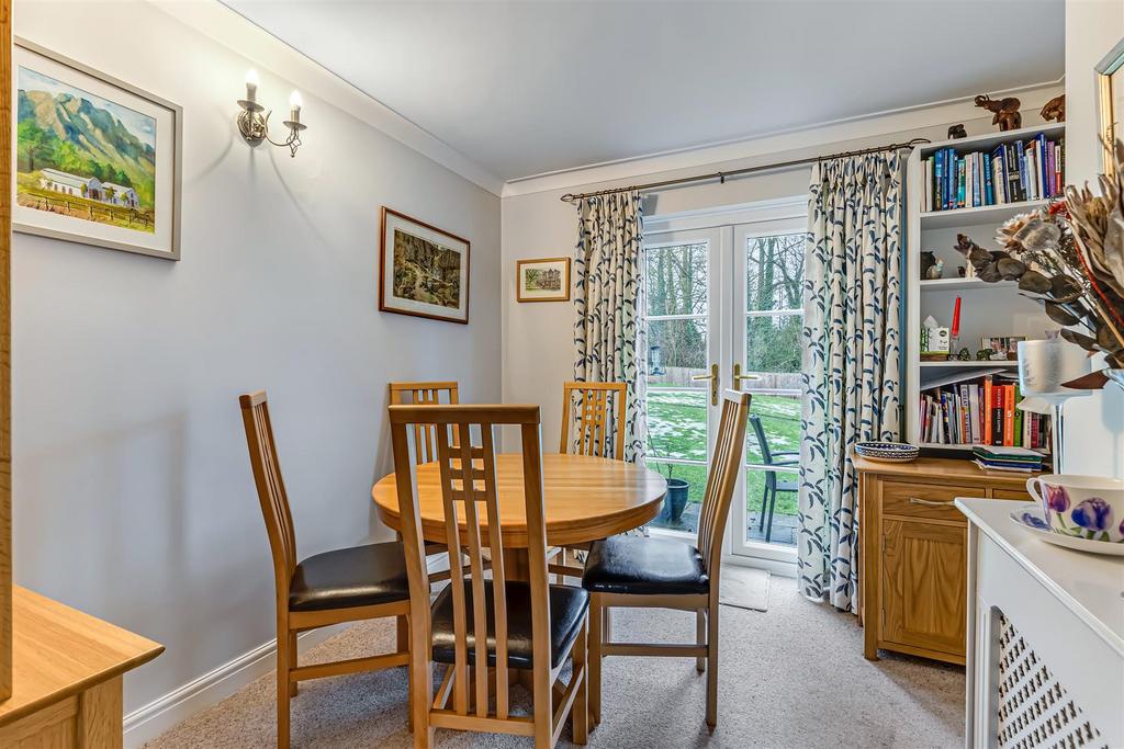 Dining Room.jpg