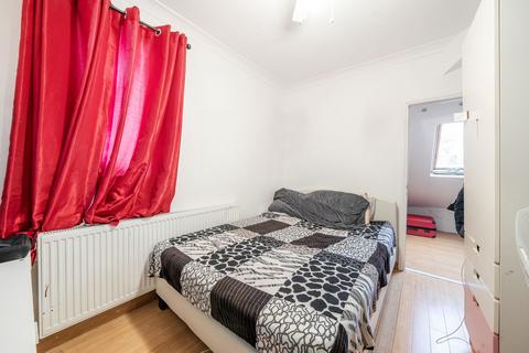 82 Milton Road, Caterham, CR3 5JD