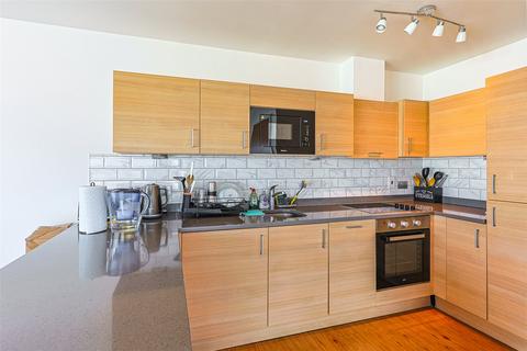 3 bedroom apartment for sale, Heritage Avenue, Beaufort Park, Colindale, NW9