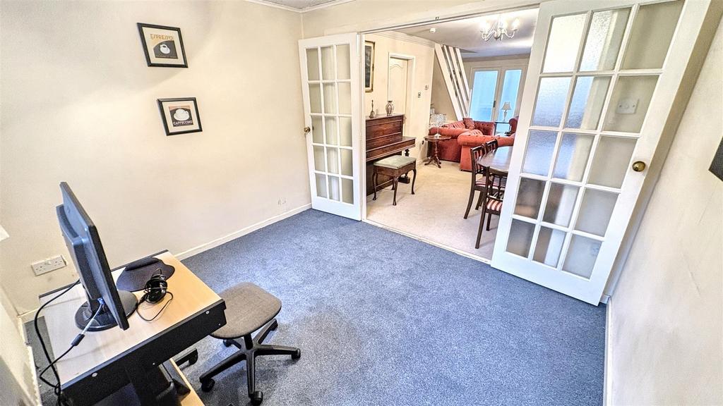 Reception/Study Room