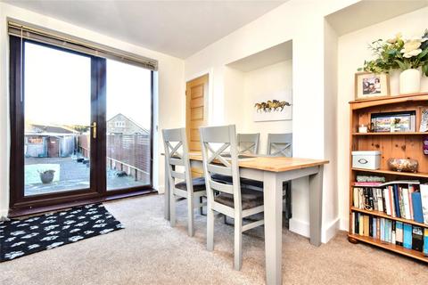 12 Fairfield, Fairburn, Knottingley, WF11 9LB