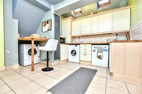 12 Fairfield, Fairburn, Knottingley, WF11 9LB